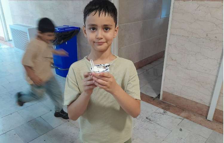 توزیع میانوعده بستنی در پایگاه تابستانی تمام پایه ها 4