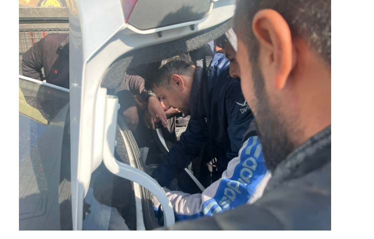 توزیع میانوعده دانش آموزان در روز غیرحضوزی، بین نیازمندان منطقه 5 2