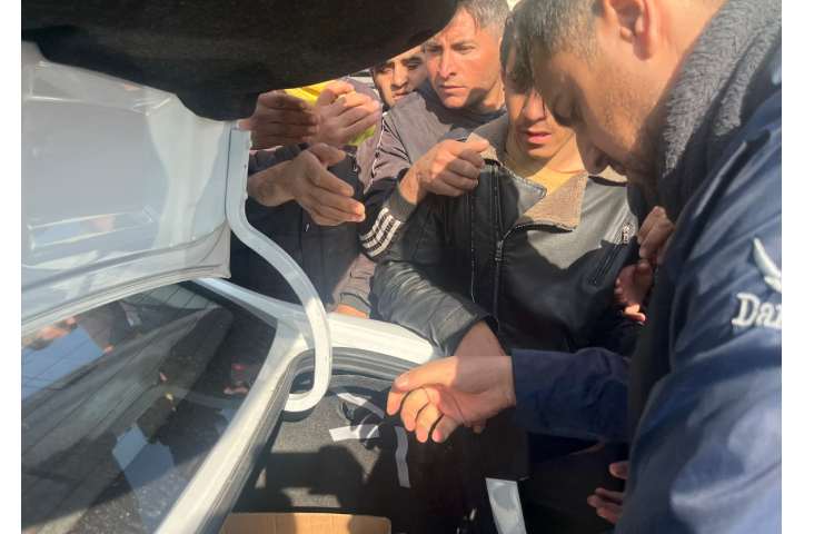 توزیع میانوعده دانش آموزان در روز غیرحضوزی، بین نیازمندان منطقه 5 54