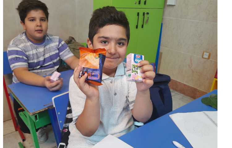 توزیع میانوعده در پایگاه تابستانه تمام کلاس ها 4