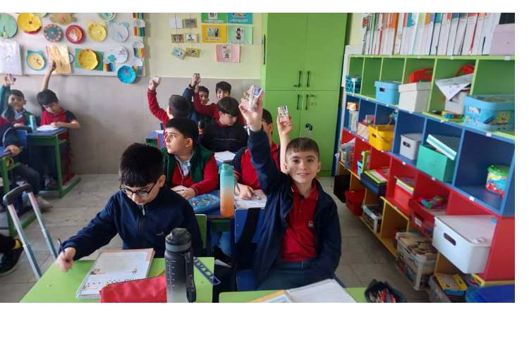 توزیع میانوعده در کلیه کلاس ها 12