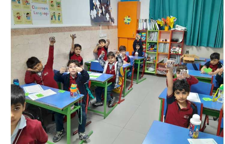 توزیع میانوعده در کلیه کلاس ها 21