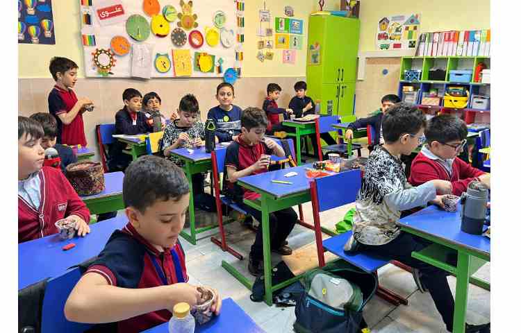 توزیع میانوعده در کلیه کلاس ها 7