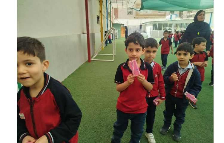 توزیع میانوعده سالم 9