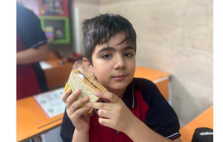 توزیع میانوعده مقوی و سالم در روز اول سال تحصیلی 13