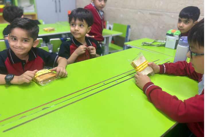 توزیع میانوعده مقوی و سالم در روز اول سال تحصیلی 15