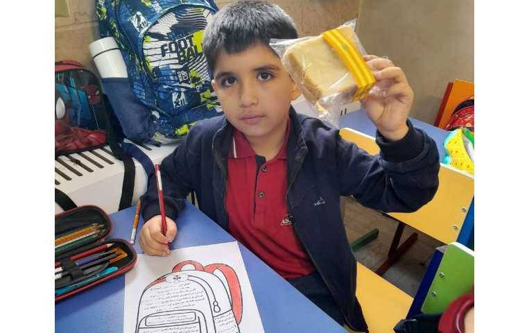 توزیع میانوعده مقوی و سالم در روز اول سال تحصیلی 7