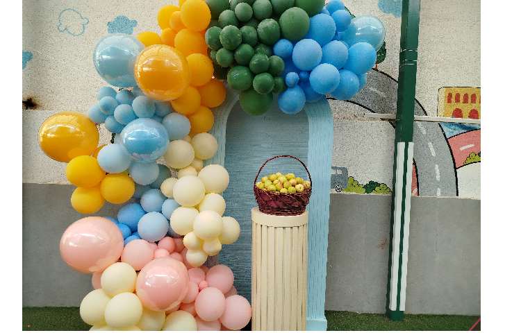 توزیع میانوعده میوه در آخرین روز هفته 12