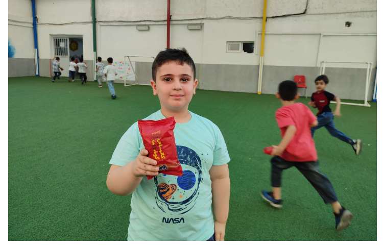 توزیع میانوعده هفته سوم پایگاه تابستانی 12