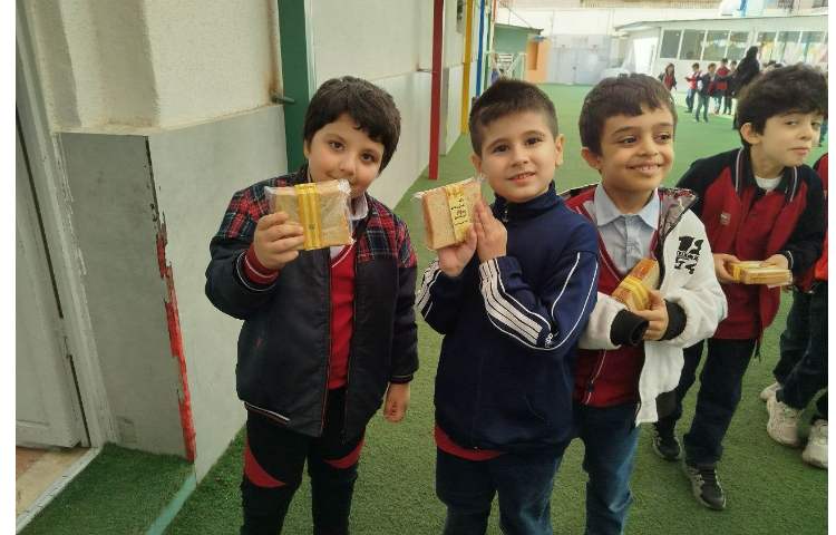 توزیع میانوعده کلیه پایه ها 11