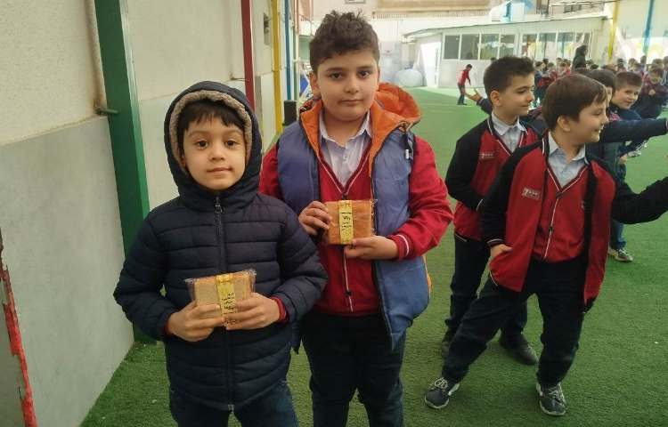 توزیع میانوعده کلیه پایه ها 12