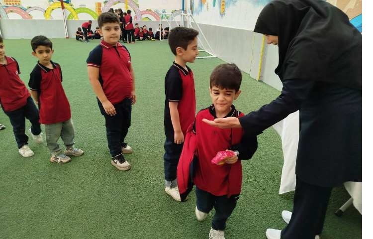 توزیع میانوعده کلیه پایه ها 17