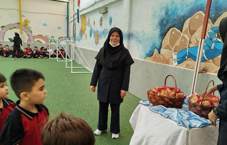 توزیع میانوعده کلیه پایه ها 24