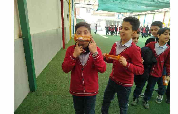 توزیع میانوعده 0