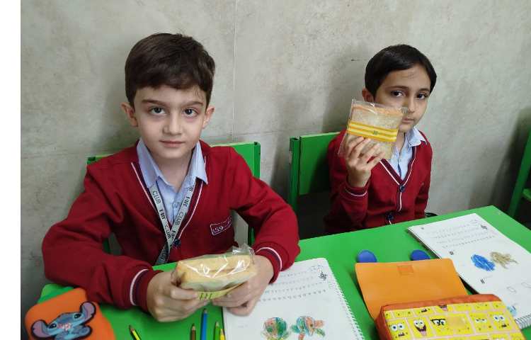 توزیع میانوعده 1