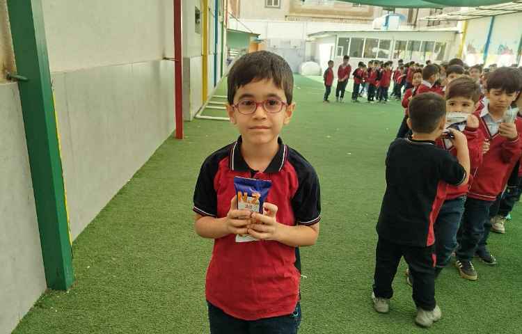 توزیع میانوعده 11