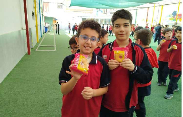 توزیع میانوعده 12