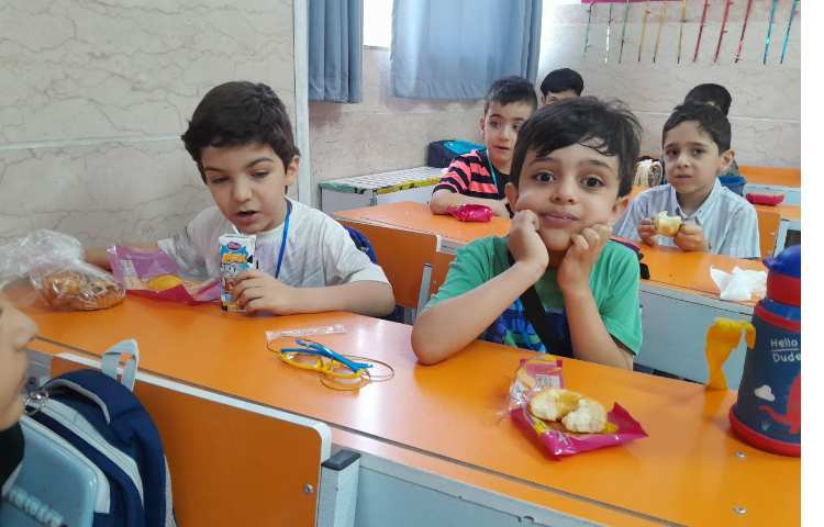 توزیع میانوعده 13