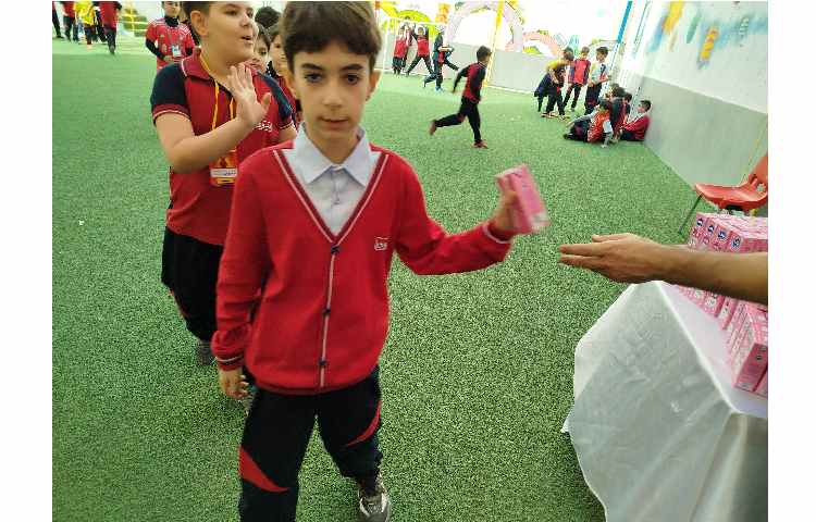 توزیع میانوعده 13