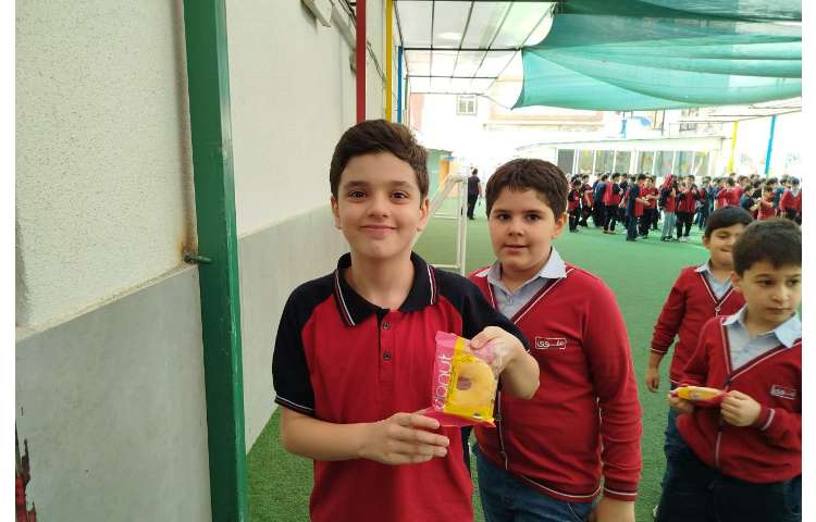 توزیع میانوعده 14