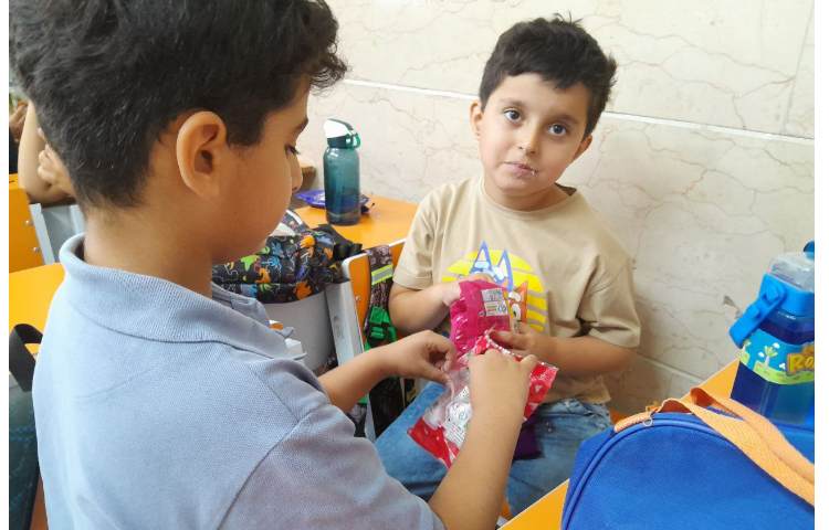 توزیع میانوعده 15