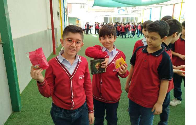 توزیع میانوعده 15