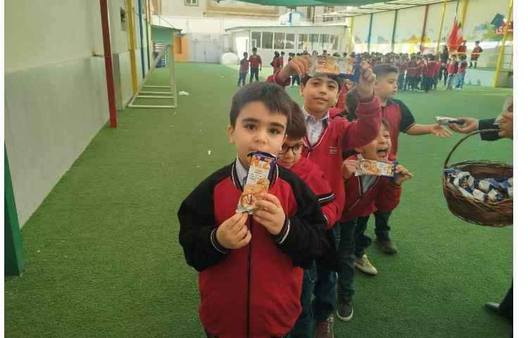 توزیع میانوعده 15