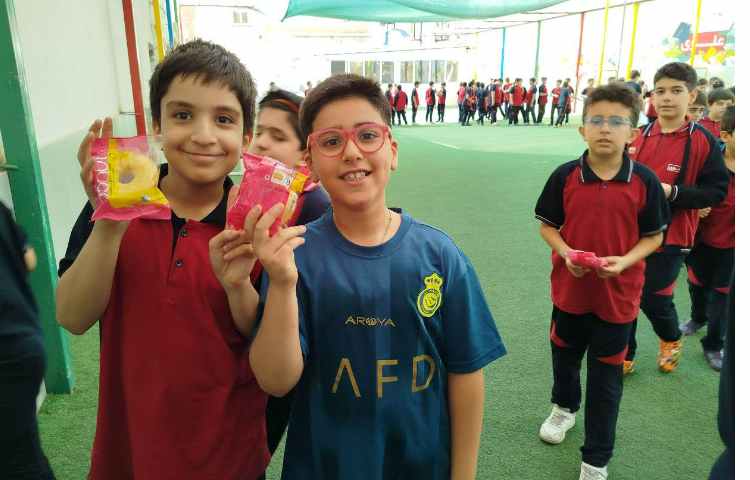 توزیع میانوعده 18