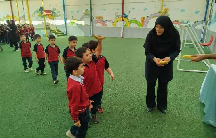 توزیع میانوعده 21