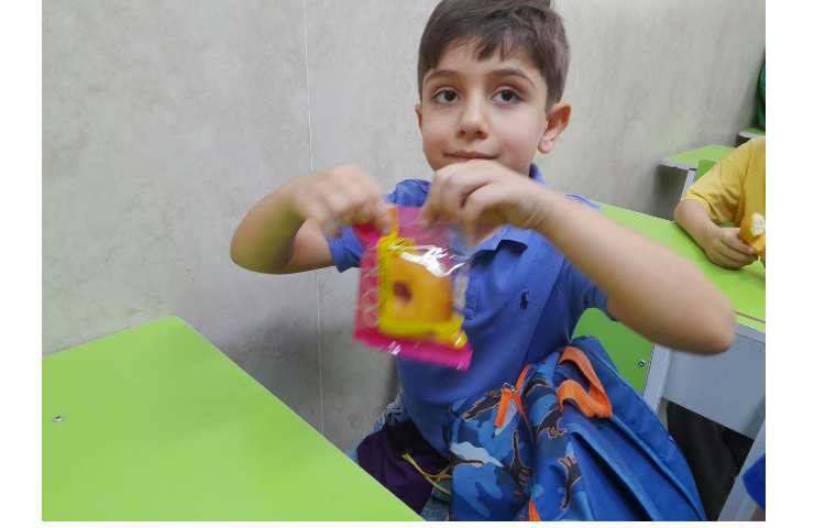 توزیع میانوعده 4