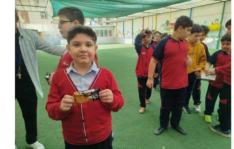 توزیع میانوعده 4