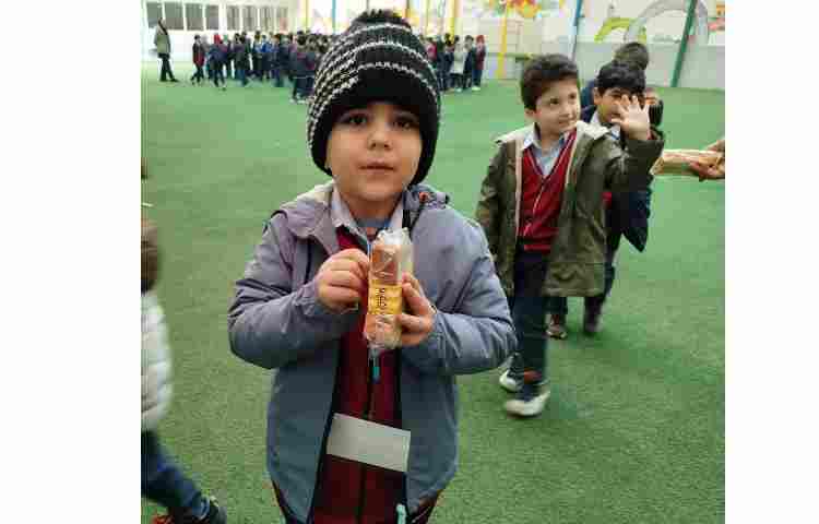 توزیع میانوعده 8