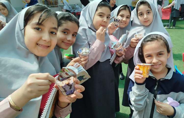 توزیع میان وعده بستنی 1