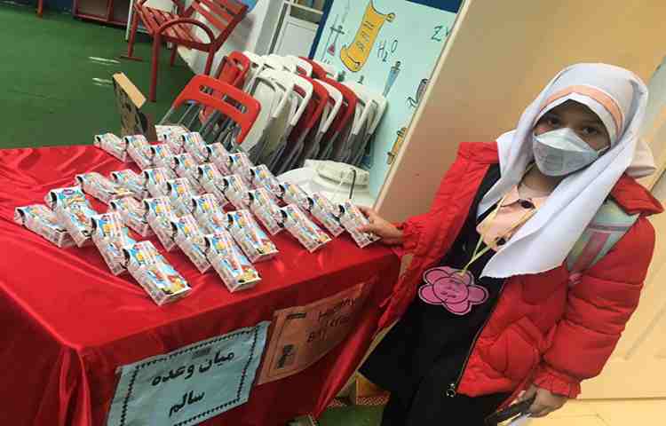 توزیع میان وعده سالم بین دانش اموزان 2