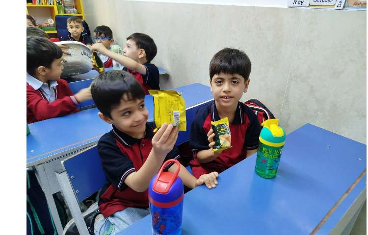 توزیع میان وعده سالم و مقوی 5