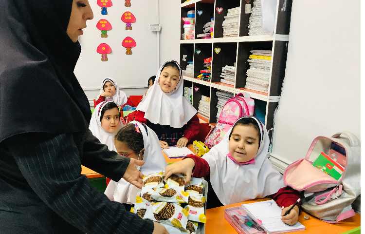 توزیع میان وعده 1