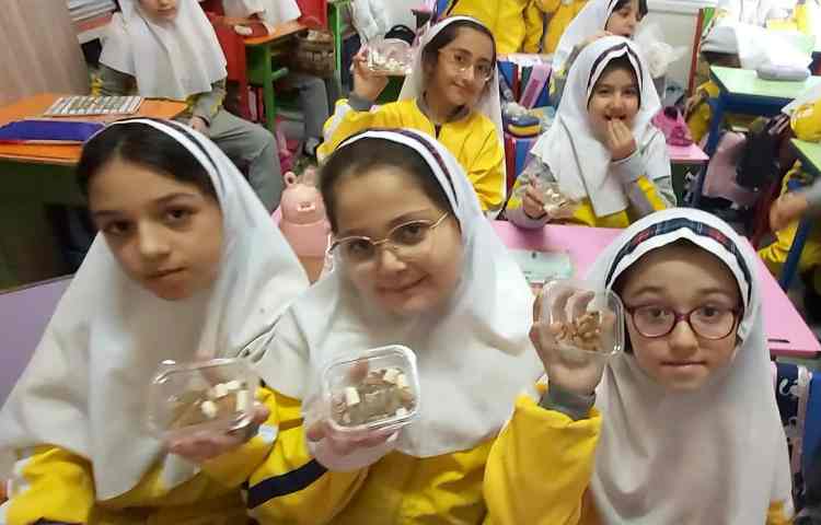 توزیع میان وعده 3