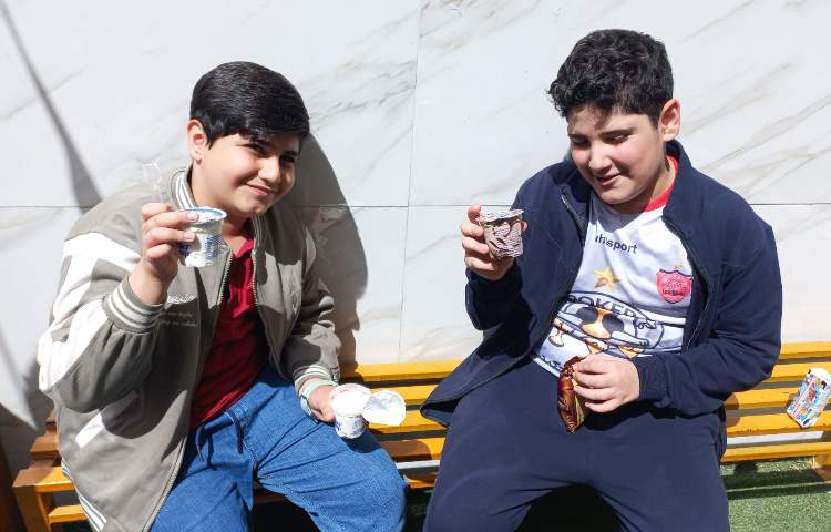 توزیع میان وعده 8