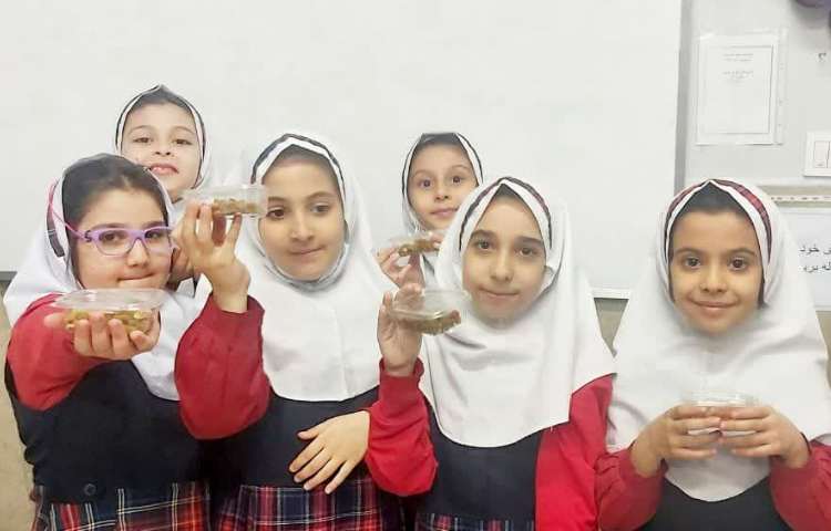 توزیع میان وعده