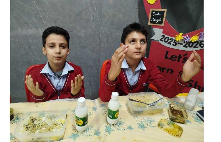 توزیع ناهار و شکر گزاری بعداز ناهار 9