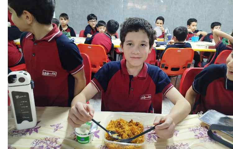 توزیع ناهار 10