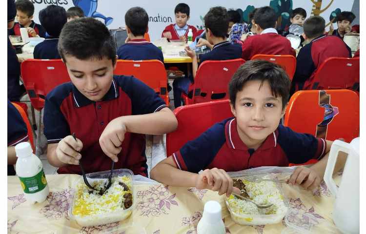 توزیع ناهار 14