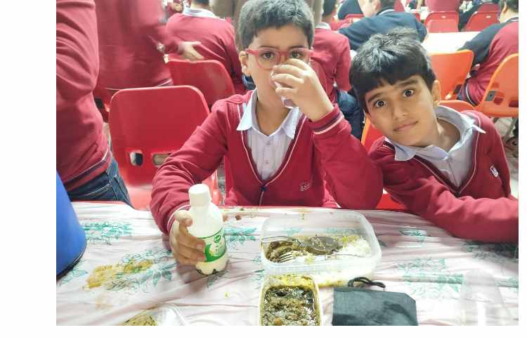 توزیع ناهار 14