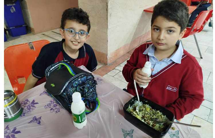 توزیع ناهار 15