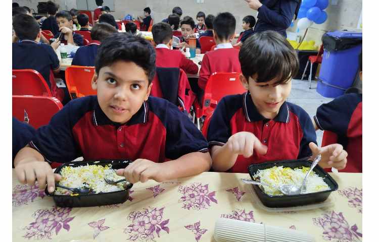 توزیع ناهار 15