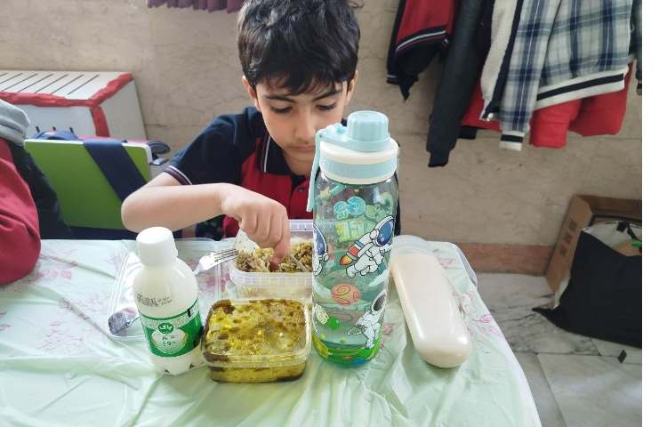 توزیع ناهار 15