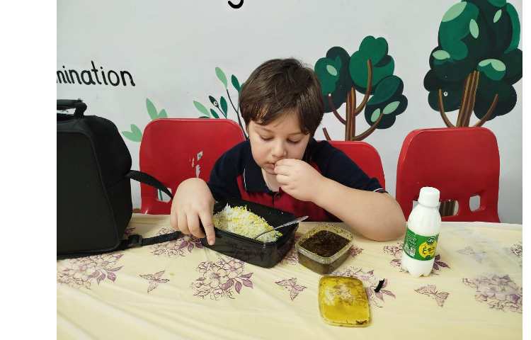 توزیع ناهار 16