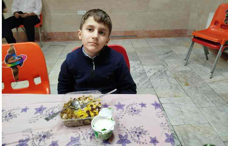 توزیع ناهار 16