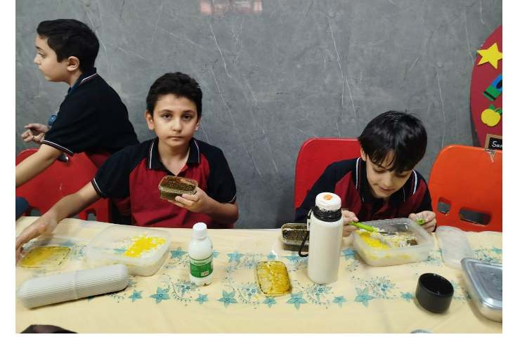 توزیع ناهار 17