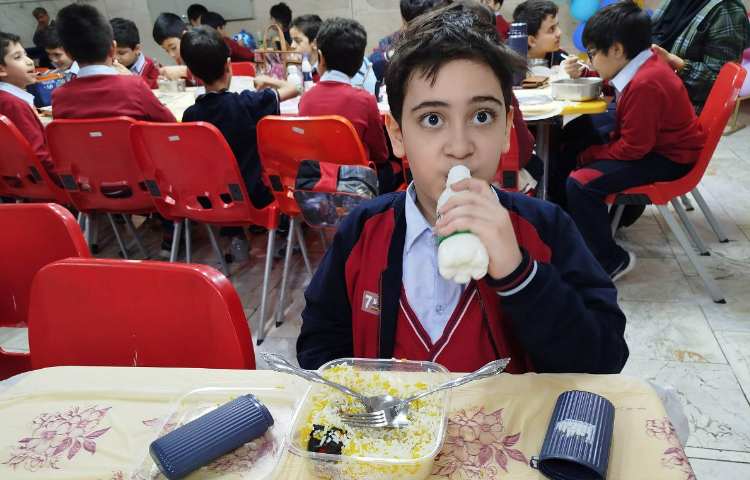 توزیع ناهار 18